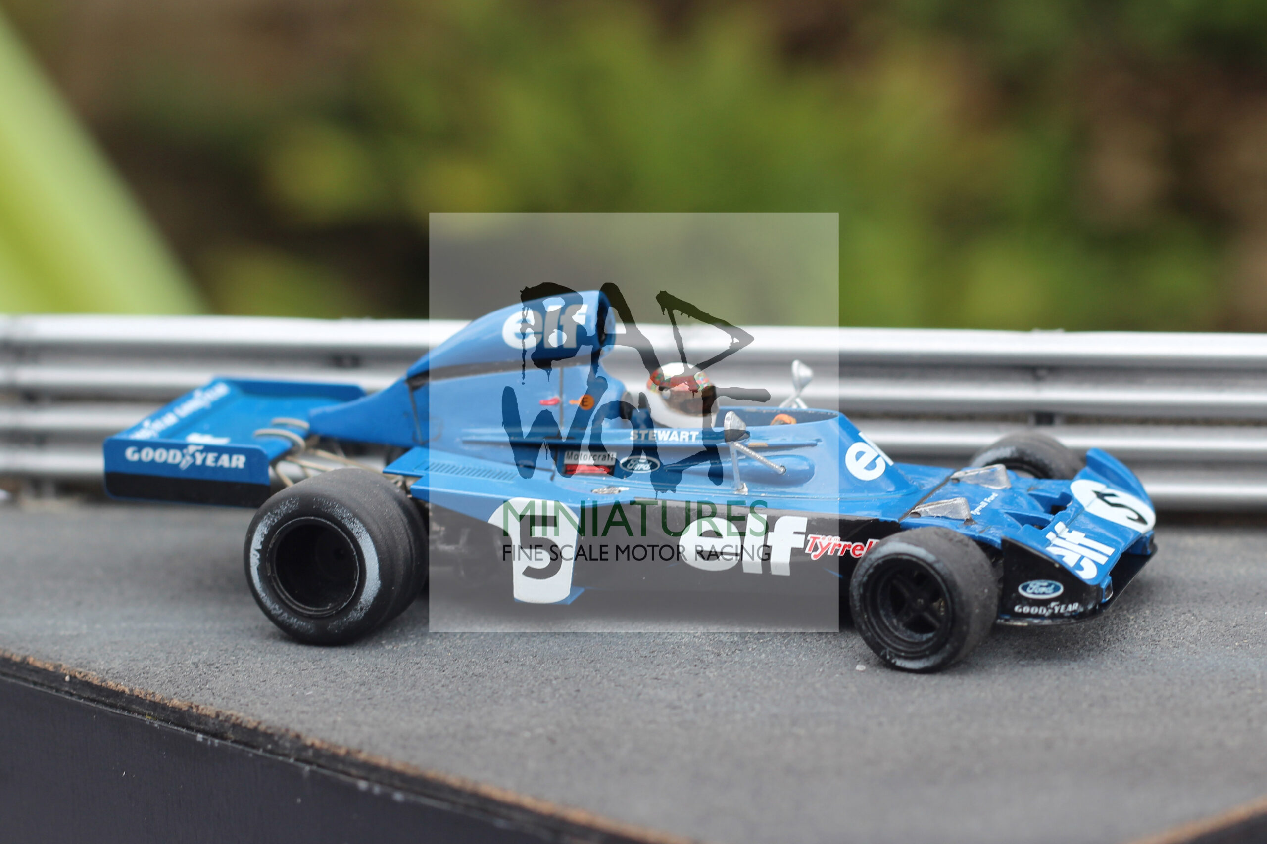 "The Flying Scot" - Limited Edition Signed Diorama - Sir Jackie Stewart - Tyrrell 006, Monaco 1973 - Image 19