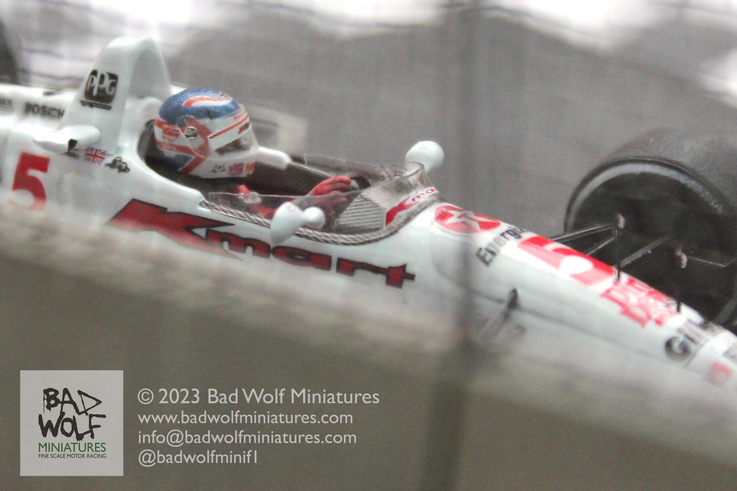 “1st Race, 1st Pole, 1st Win” – Limited Edition Signed Diorama – Nigel Mansell CBE – Newman Haas Lola Ford T93-00, Surfers Paradise 1993 - Image 9