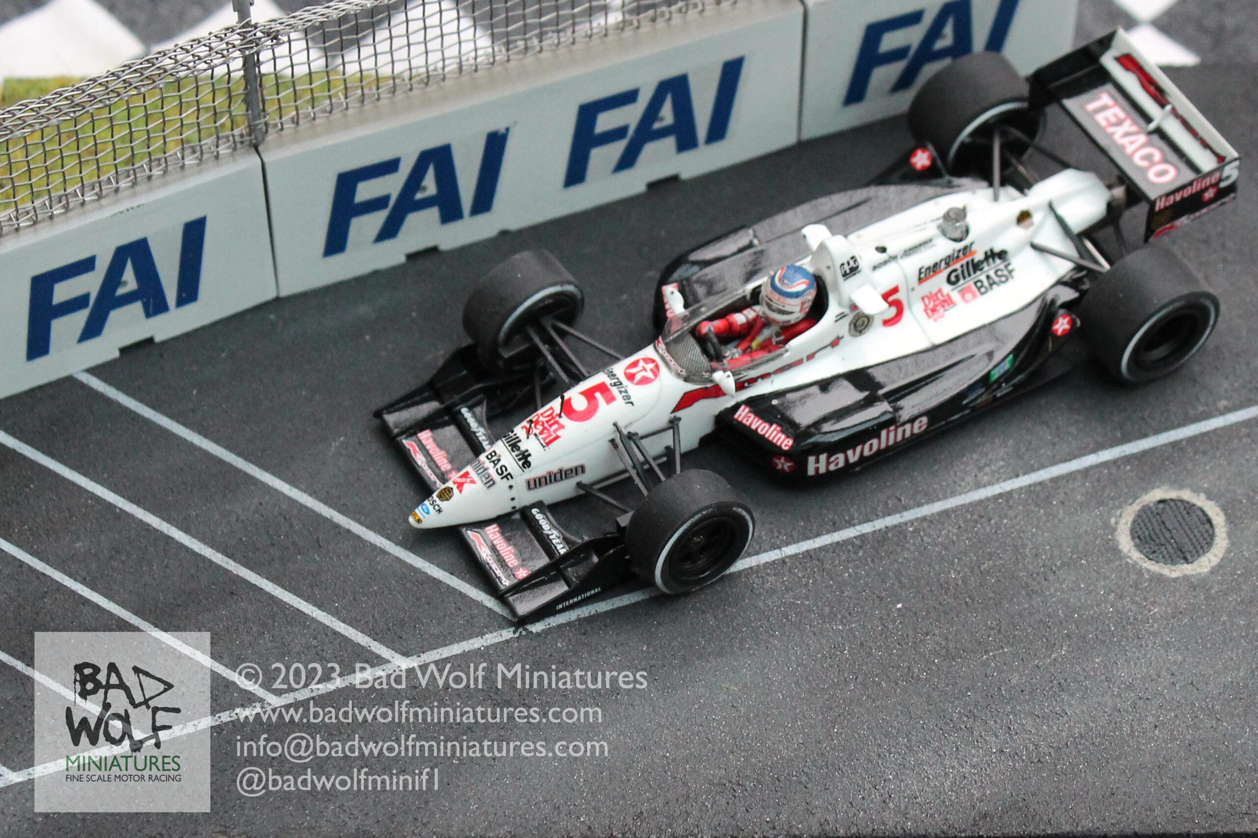“1st Race, 1st Pole, 1st Win” – Limited Edition Signed Diorama – Nigel Mansell CBE – Newman Haas Lola Ford T93-00, Surfers Paradise 1993 - Image 12